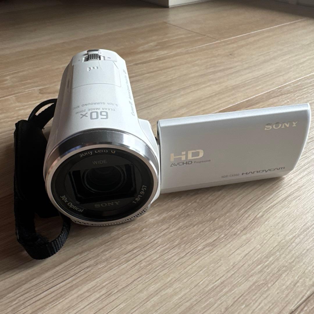 優*里様 SONY HDR-CX680 ホワイト ビデオカメラ 本体 HDR-CX680 ビデオカメラ ホワイト [フルハイビジョン対応] SONY
