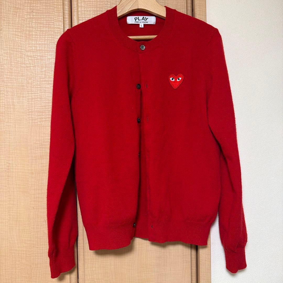 PLAY COMME des GARÇONS 赤 カーディガン L 中古・古着通販】PLAY COMME des GARCONS (プレイコムデギャルソン
