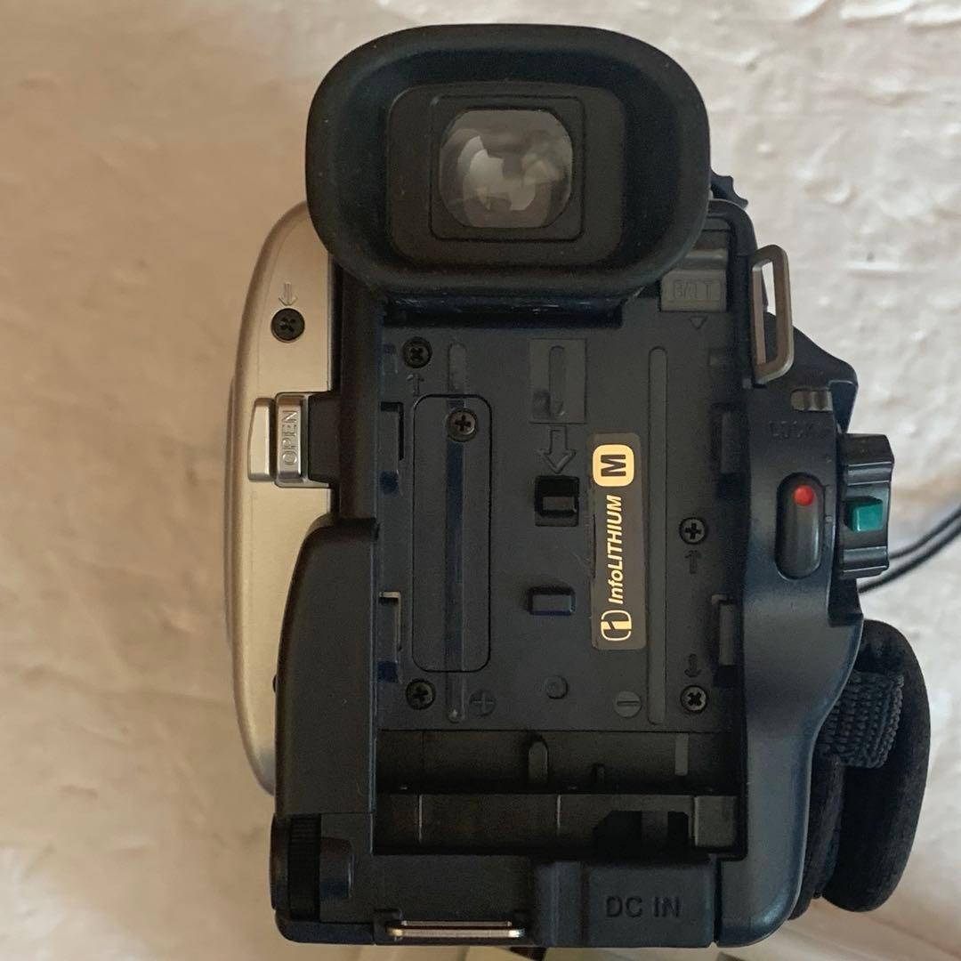 ジャンク ソニー SONY DCR‐TRV17 壊れています - メルカリ