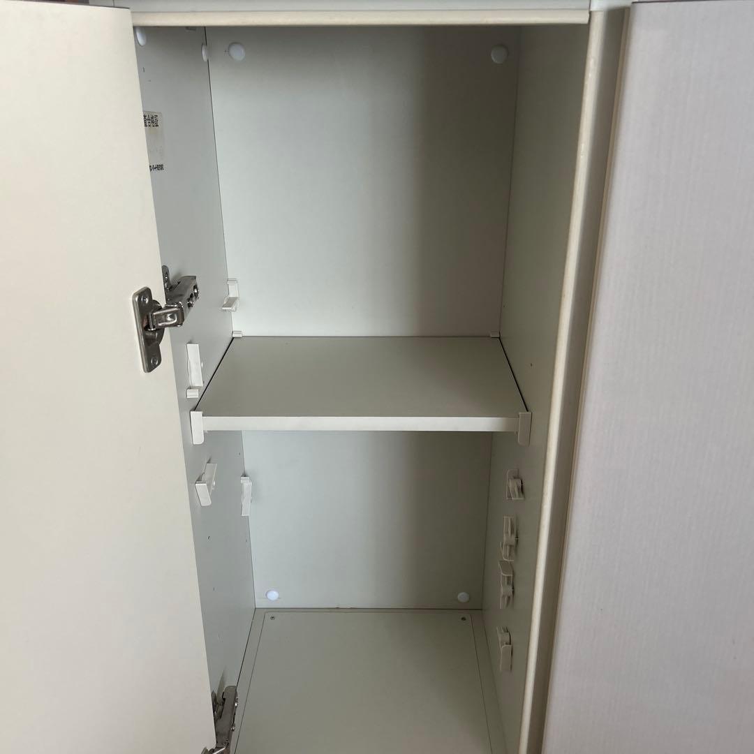 《お値下げ中》カウンター収納（白）