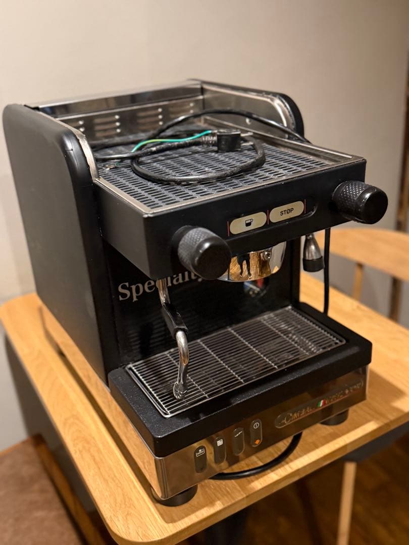 25日まで値引き中】エスプレッソマシンM21JU-S/1 LA CIMBALI