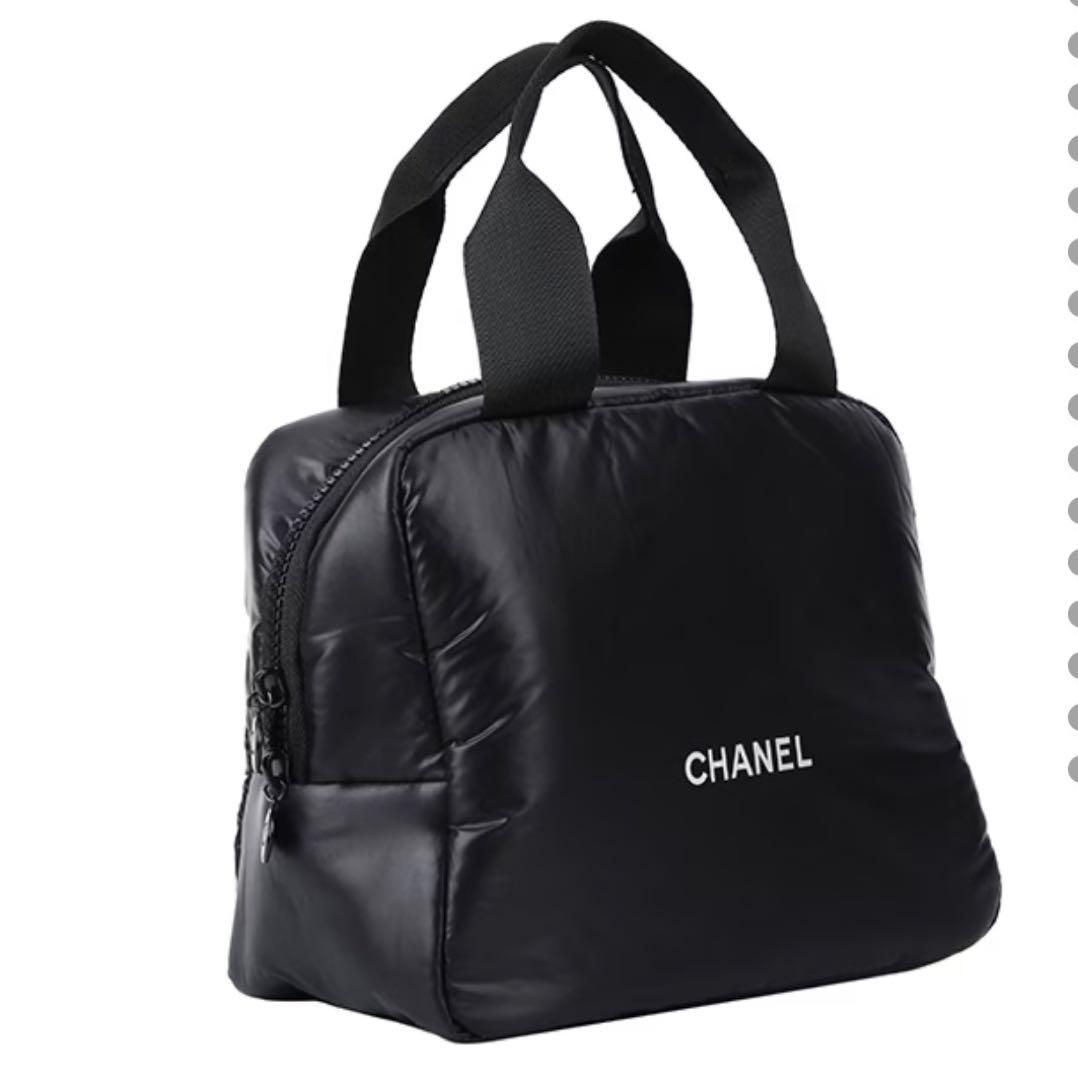 シャネル ノベルティ バッグ CHANEL バンドバッグ ナイロン ブラック