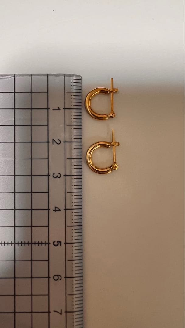 フープピアス 18金 18k イエローゴールド (0.51g)