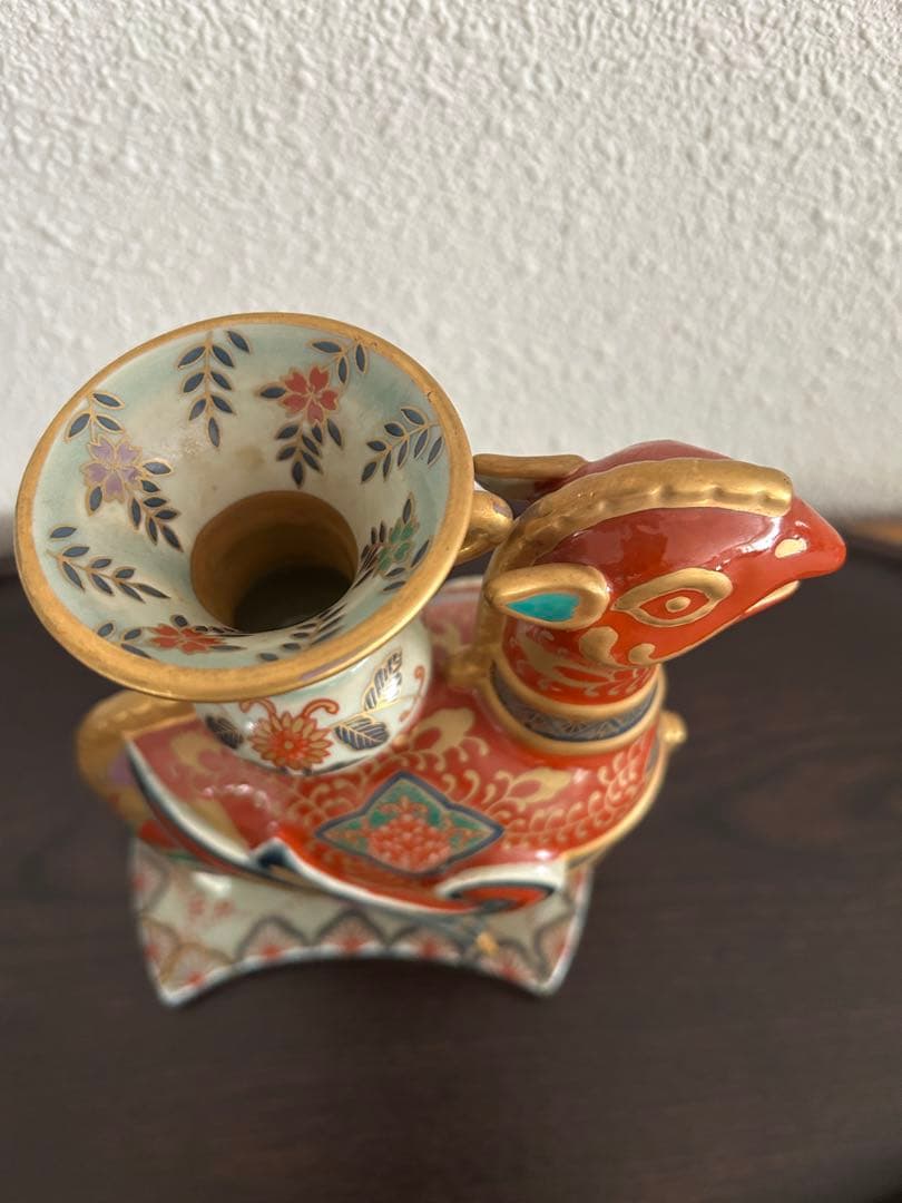 林九郎 作 波佐見焼花器 一輪挿し 花瓶 シノワズリ 鳳凰花紋 - メルカリ