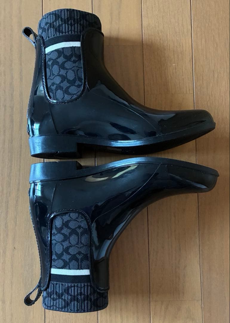 雛イチゴ様　COACH レインシューズ　黒　サイズ7