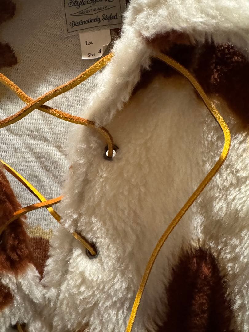 style eyes ホルスタイン レースアッププルオーバー 菅田将暉着用