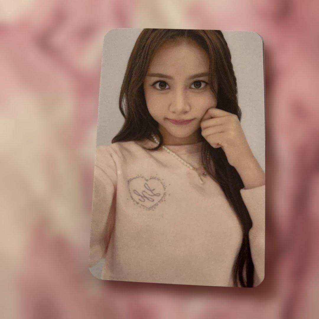 hearts2hearts lily brown 購入特典 カルメン トレカ - メルカリ