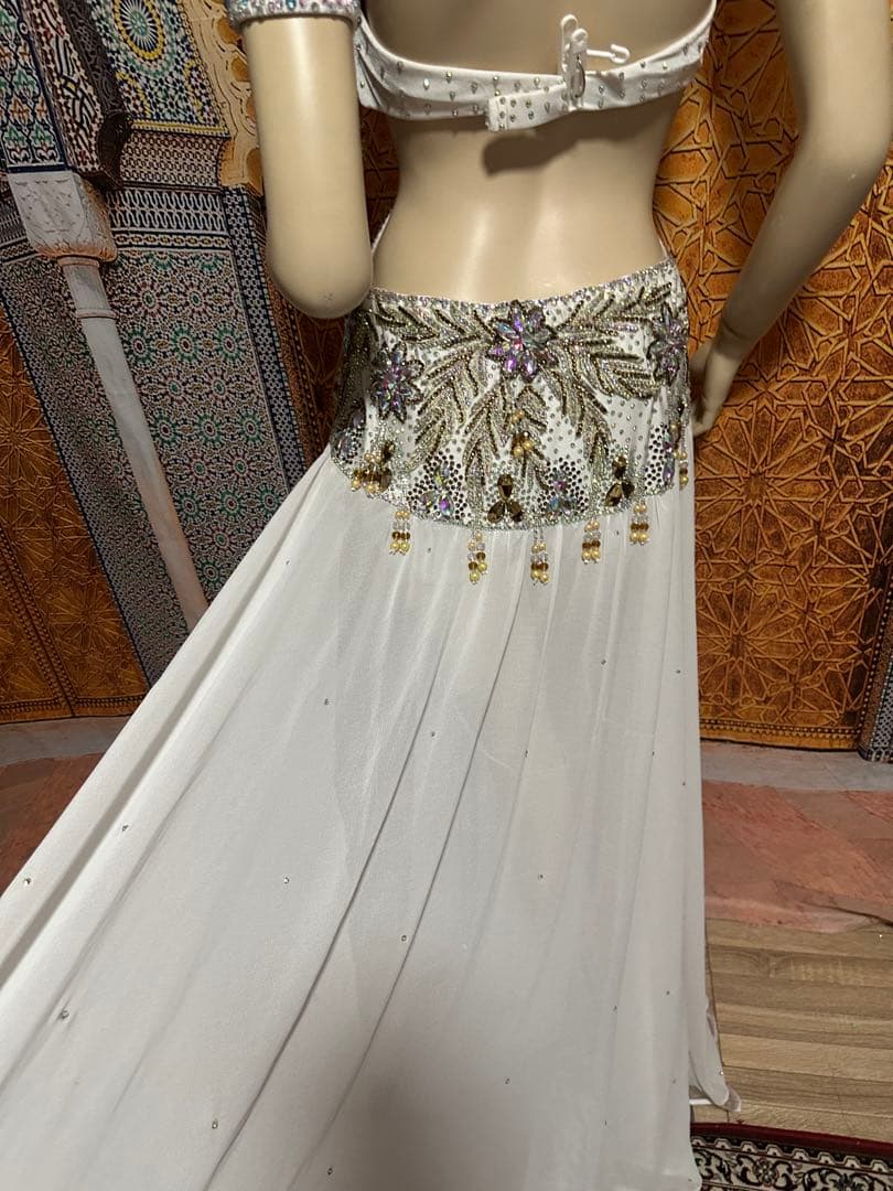 ベリーダンス衣装yasser ブランド値下げしました 50000万で - メルカリ