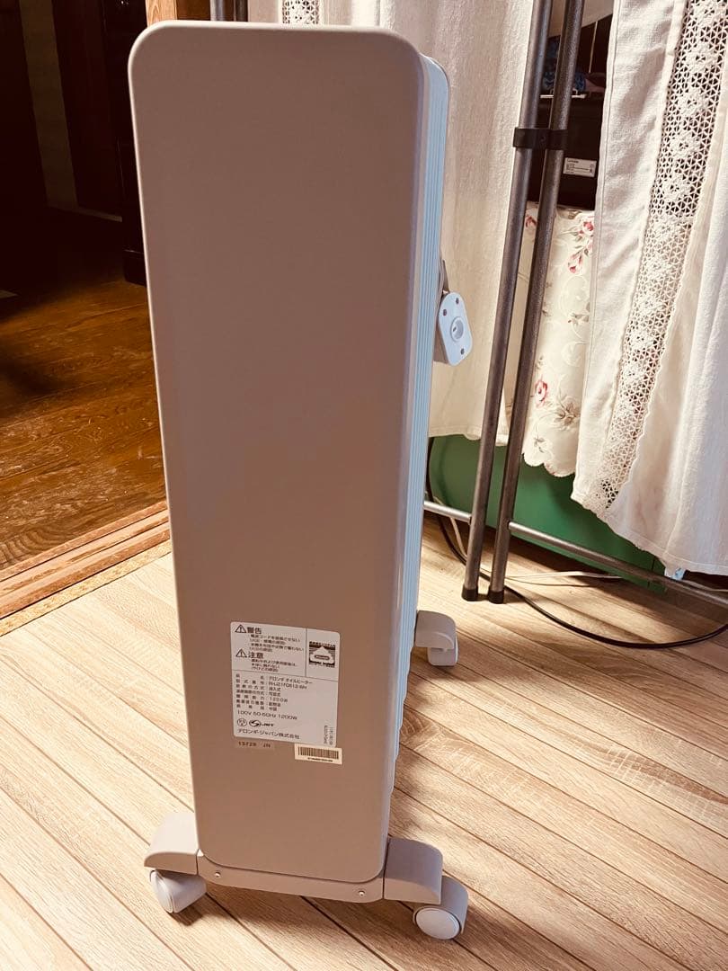 デロンギオイルヒーター（専門業者者梱包、配送） - メルカリ