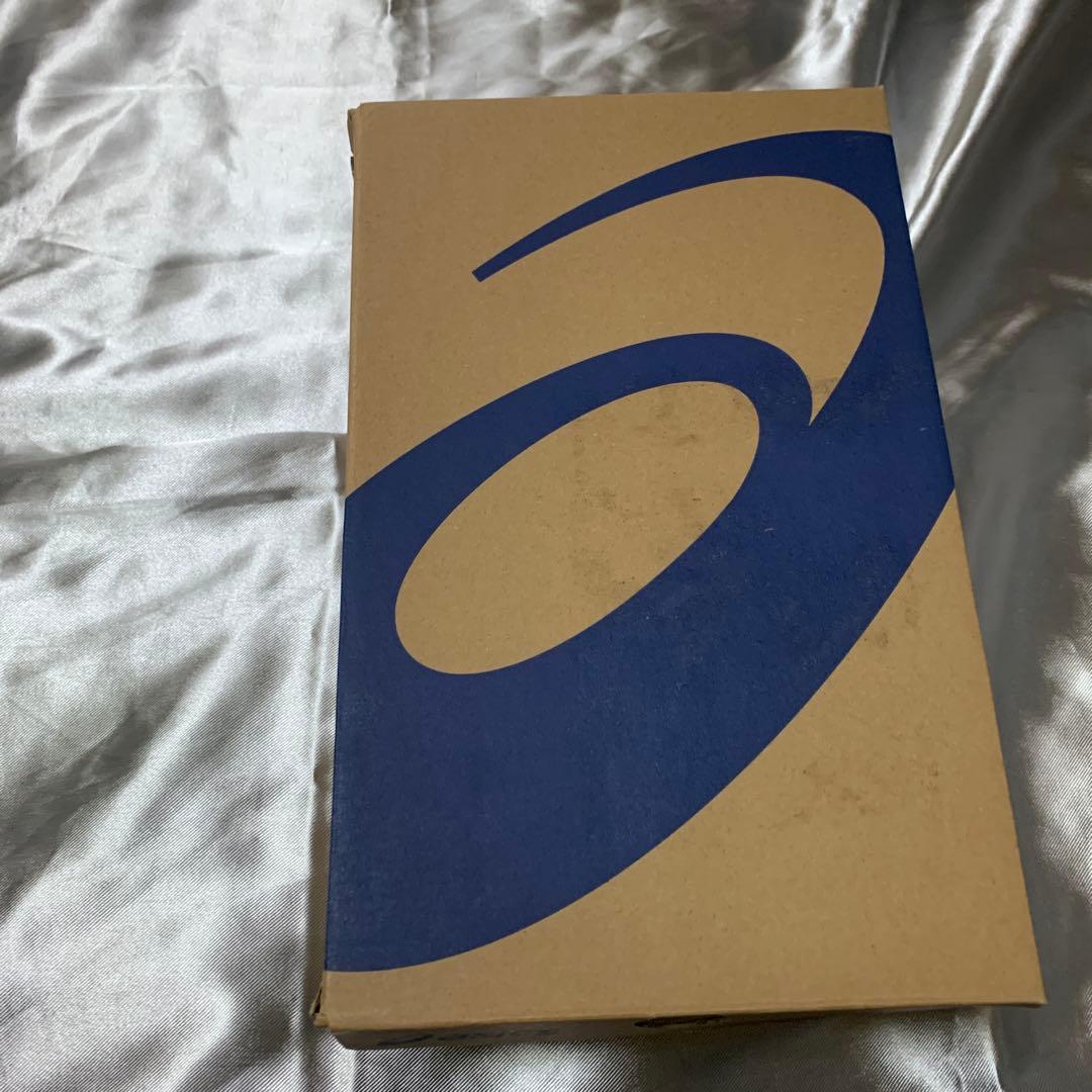 新品　アシックス　バレーボールシューズ　25.5cm
