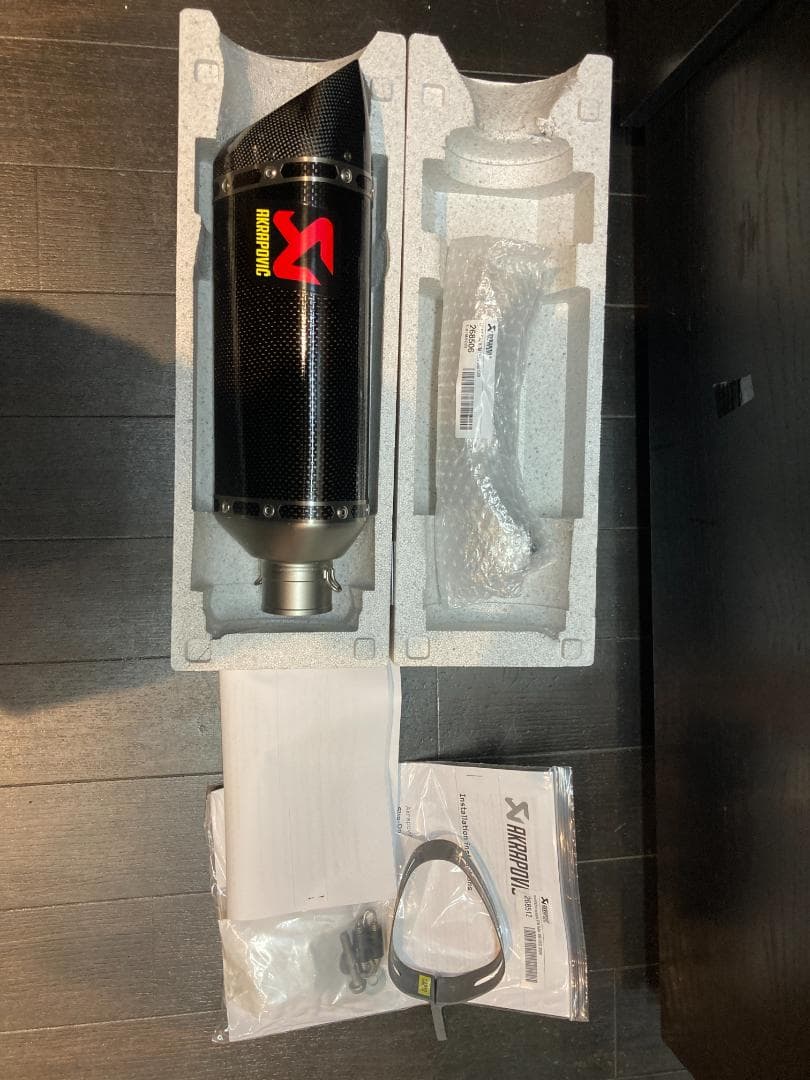 【新品未使用】アクラポビッチ マフラー KTM 125～390DUKE 390DUKE アクラポビッチ製スリップオンサイレンサー - YouTube