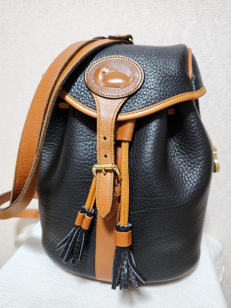 【美品】DOONEY&BOURKE本革リュック（ Made in U.S.A） Amazon.com: Dooney & Bourke Handbag, Denison Zip Pod Backpack