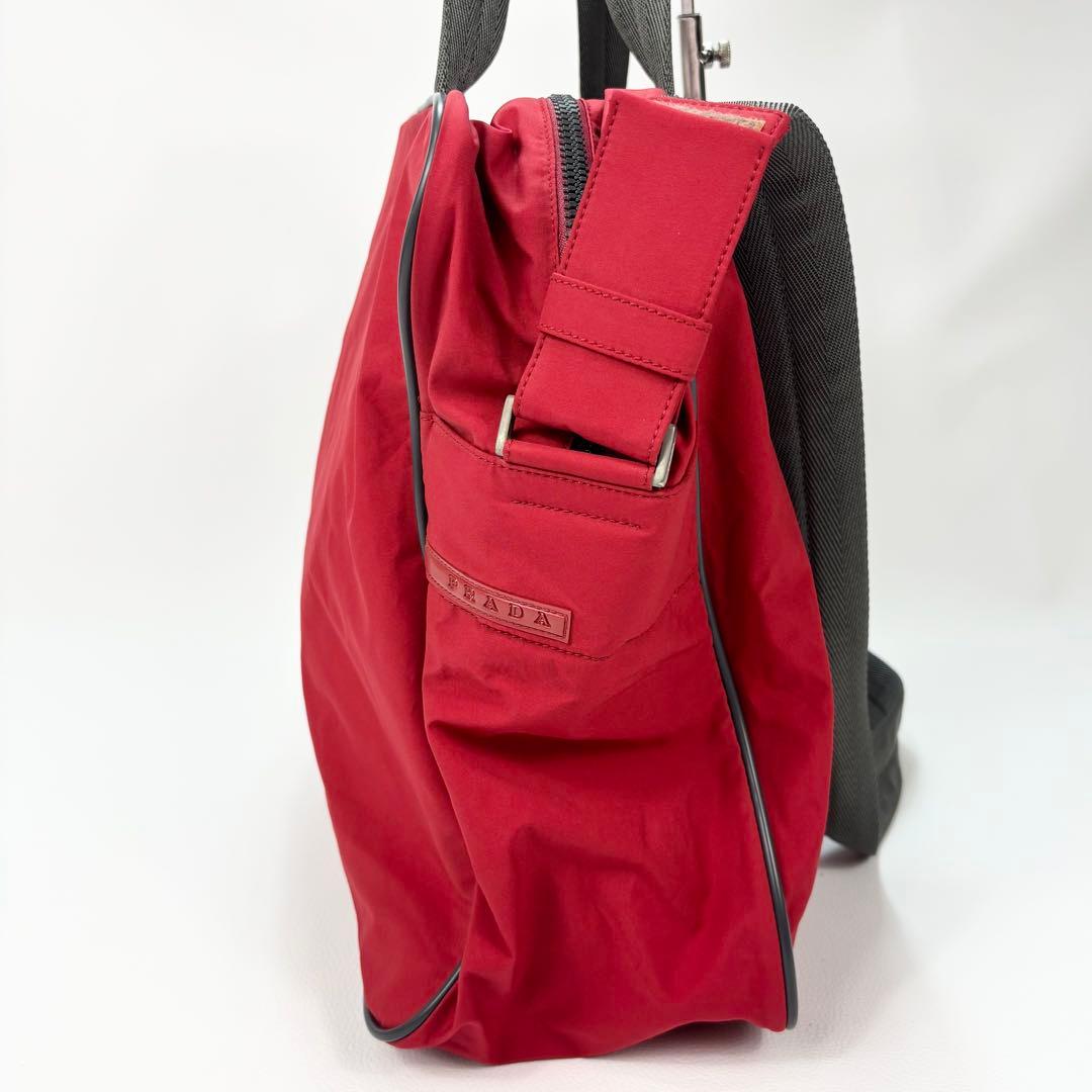 美品✨プラダスポーツ ナイロン 2way ボストンバッグスポーツバッグ 赤
