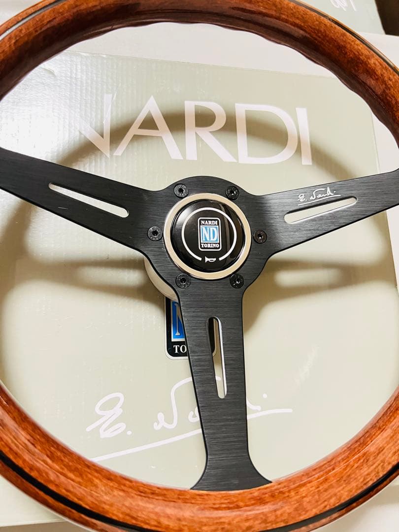 ナルディ(NARDI)クラシックウッドステアリング 14インチ - メルカリ