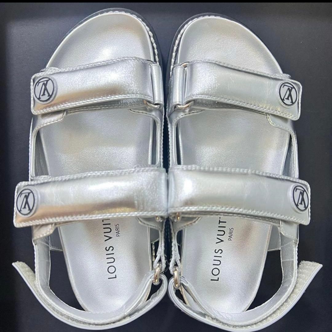 LOUIS VUITTON シルバー ストラップサンダル 36 美品/ LOUIS VUITTON ルイヴィトン LVトレイナーライン レザーサンダル