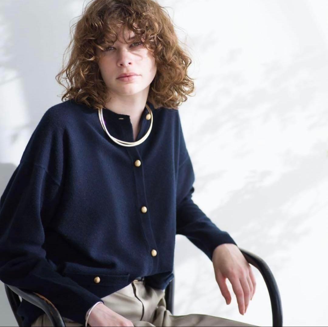 エブール ebure メタルパーツカシミア クルーネック ニットカーディガン