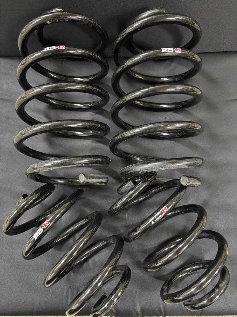 ZE1リーフ！RS-R スプリング 4本セット！ RS-R_RS☆R DOWN]ZE1 リーフ_ニスモ(2WD_EV_H30/7〜)用車検対応