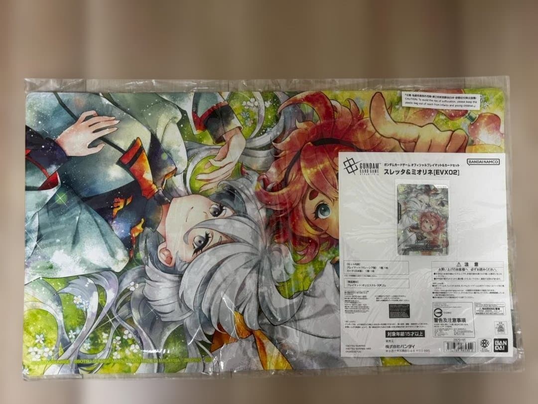 新品 ガンダムカードゲーム スレッタ＆ミオリネ プレイマット カードセット オフィシャルプレイマット＆カードセット スレッタ＆ミオリネ[EVX02