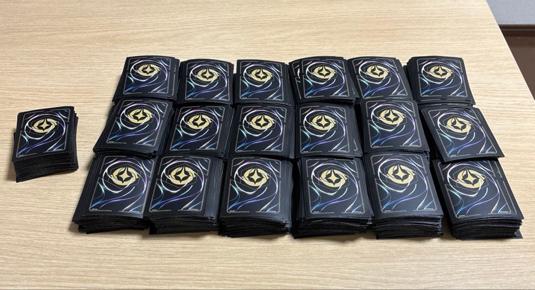 ロルカナ　公式カードスリーブ　TCGカードバック　１９００枚以上 ディズニー・ロルカナ・TCG 日本語版 公式カードスリーブ「アラジン