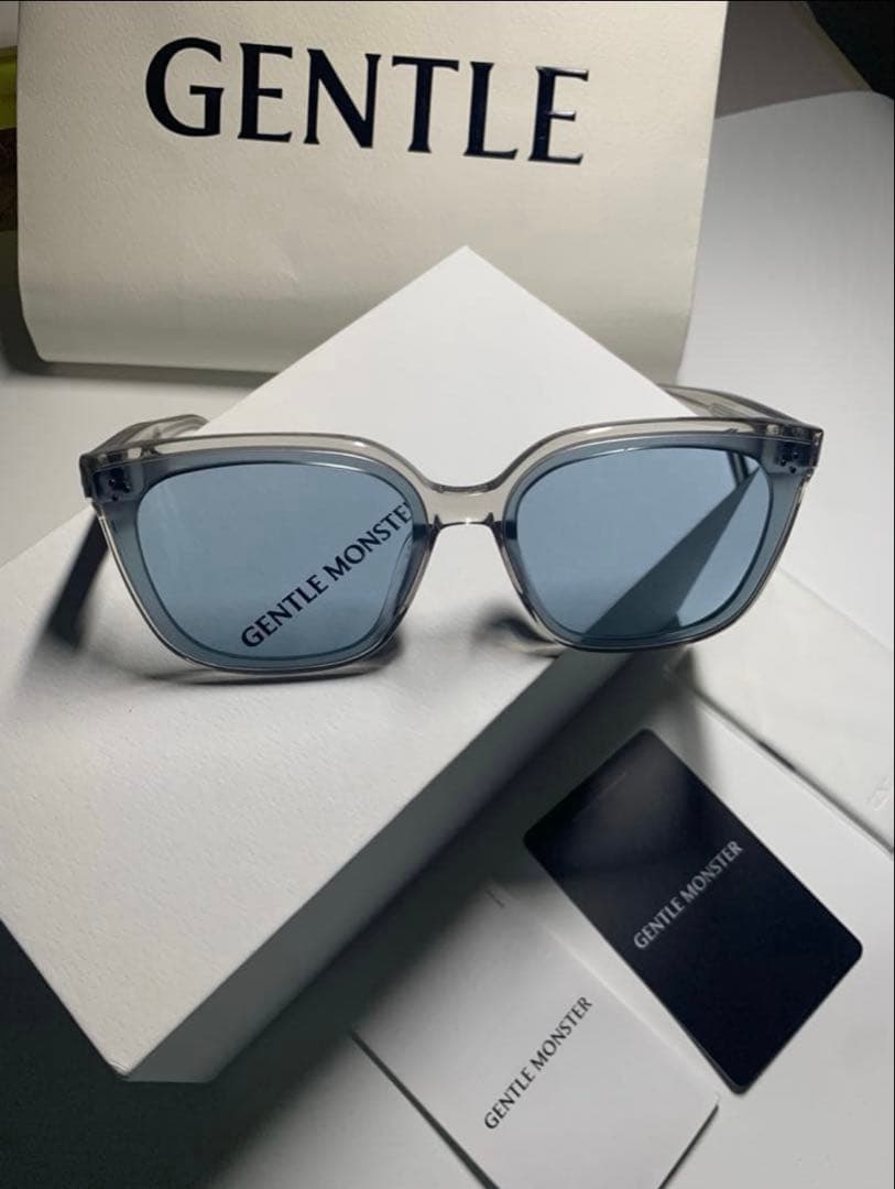 GENTLE MONSTER クリア・ブルー サングラス GENTLE MONSTER クリア・ブルー サングラス Gentle Monster ジェントル