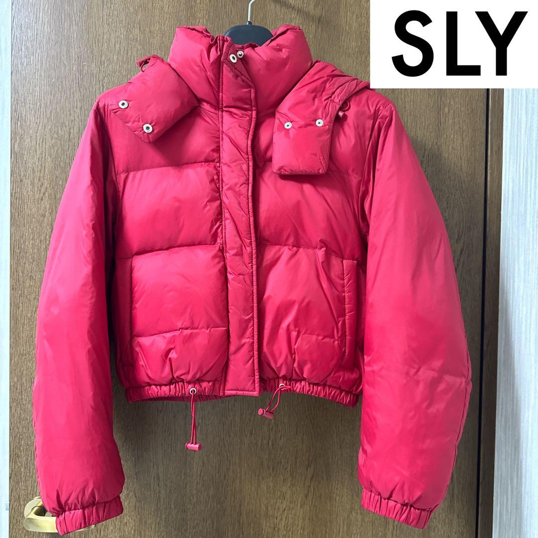 SLY 赤 ショート丈 ダウンジャケット - メルカリ