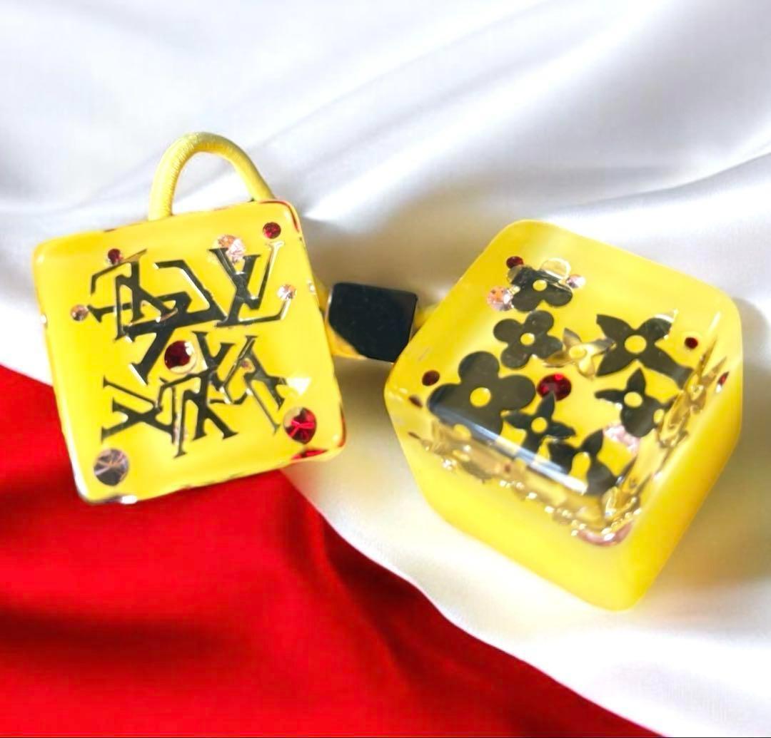 訳あり✨えりぴょん様　キューブ ヘアーゴム