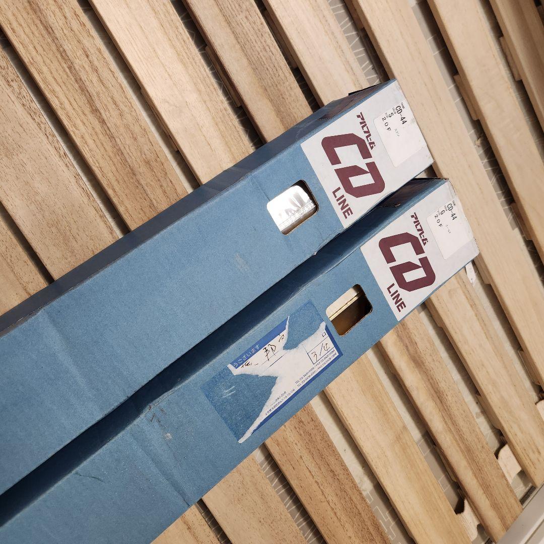 美品 F20号 銀色 仮縁 油彩額縁 アルフレーム CD-44 組み立て式 2個 美品 F20号 銀色 仮縁 油彩額縁 アルフレーム CD-44 組み立て式 2個 美