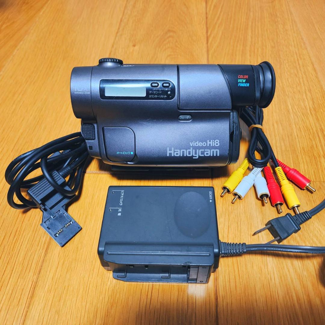 【動作確認済】8ミリ Hi8 SONY 高画質 ビデオカメラ ACアダプタセット Amazon.co.jp: Sony CCD-TR2 8mm Camcorder (8mm VCR) Handycam