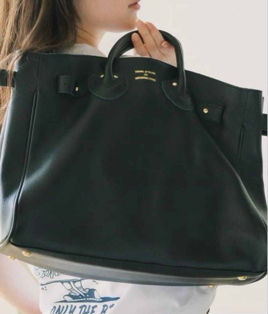 希少』YOUNG&OLSENエンボスレザーベルテッドトートバッグ - メルカリ