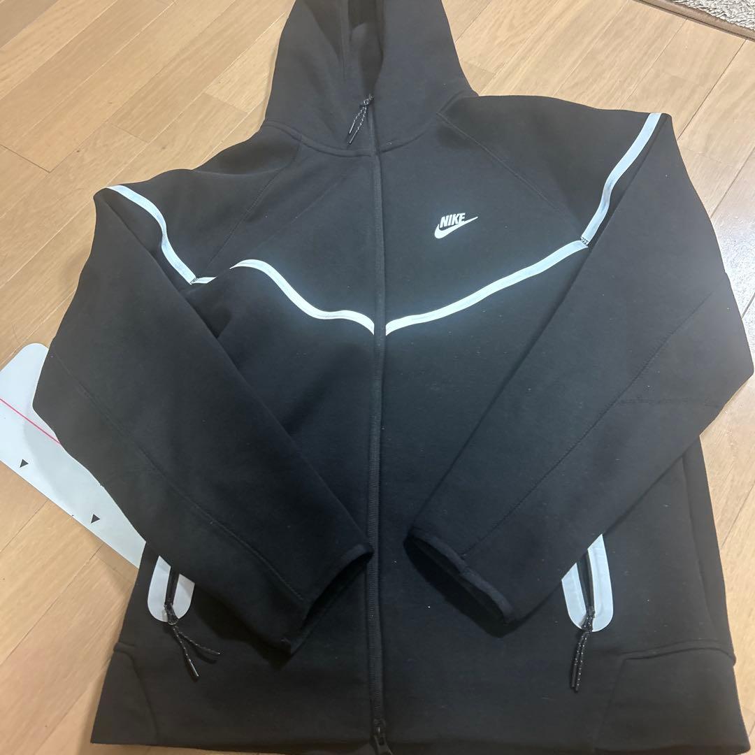 Nike テックフリース セットアップ反射 上下あります - メルカリ