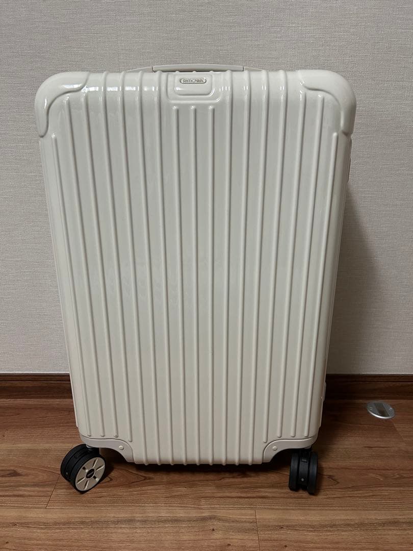 よ*こ様 未使用　リモワ　ユナイテッドアローズ別注　ECRU 58L RIMOWA（リモワ）の「【別注】＜RIMOWA(リモワ)＞ ECRU 58L†（スーツ
