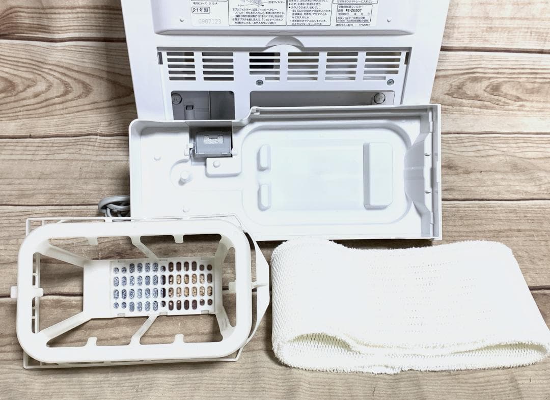 Panasonic 14畳 4.2L ナノイー加湿機 FE-KXU05 使用少♪