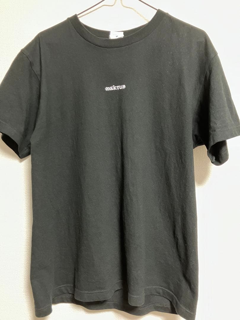 JJJ maktub 黒 Tシャツ - メルカリ