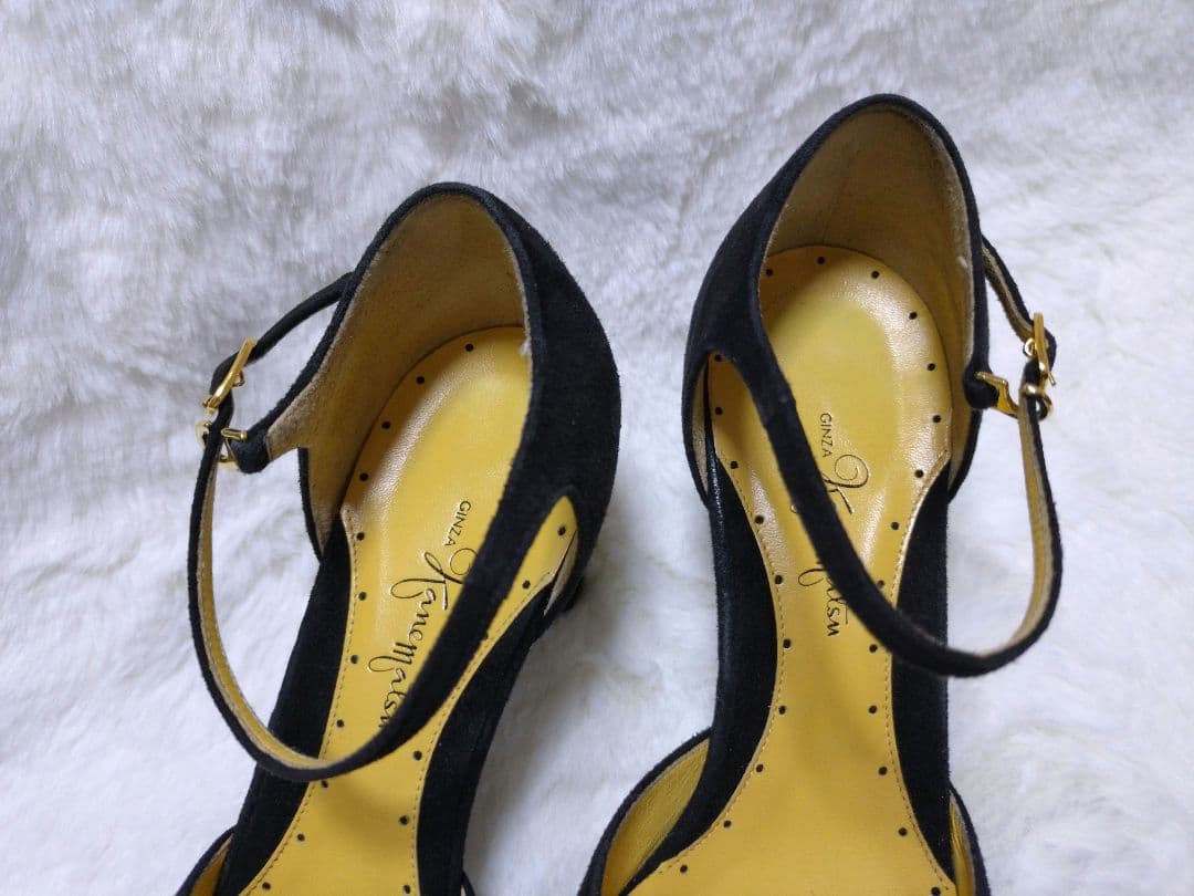 銀座かねまつ パンプス24D ブラック スエードアンクルストラップ