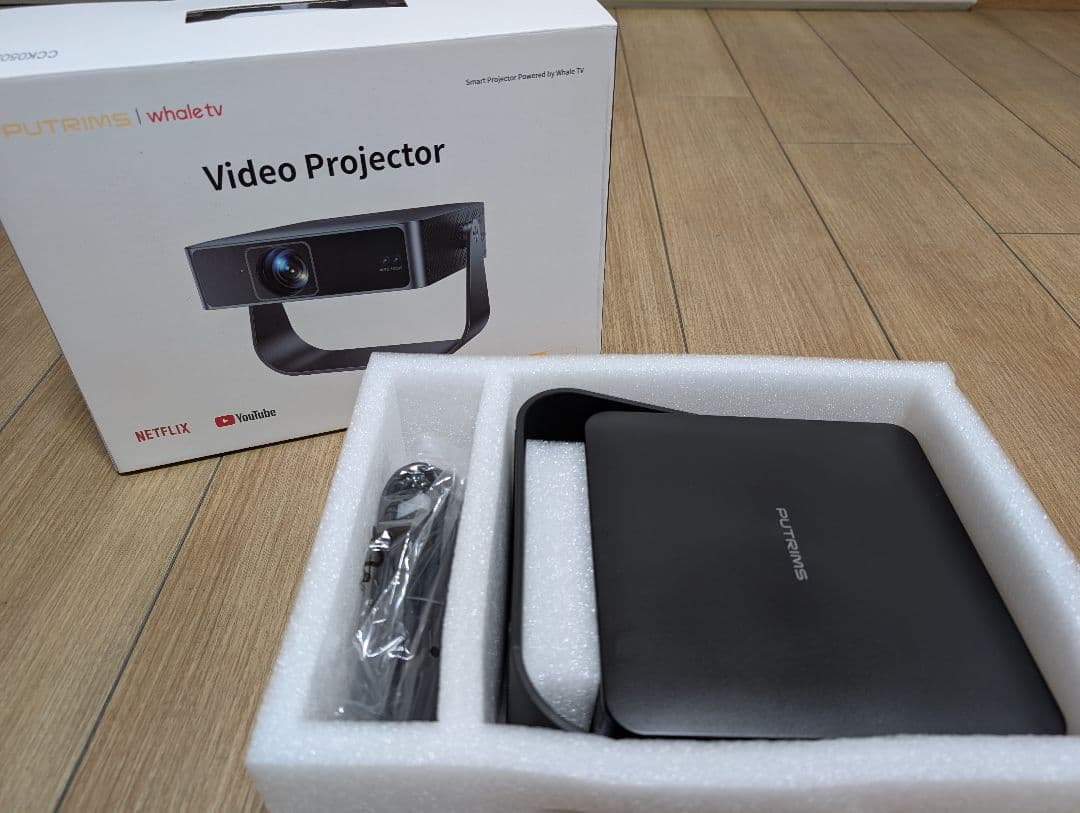 こうこうさん専用☆PUTRIMS S36 プロジェクター 小型ポータブル - メルカリ