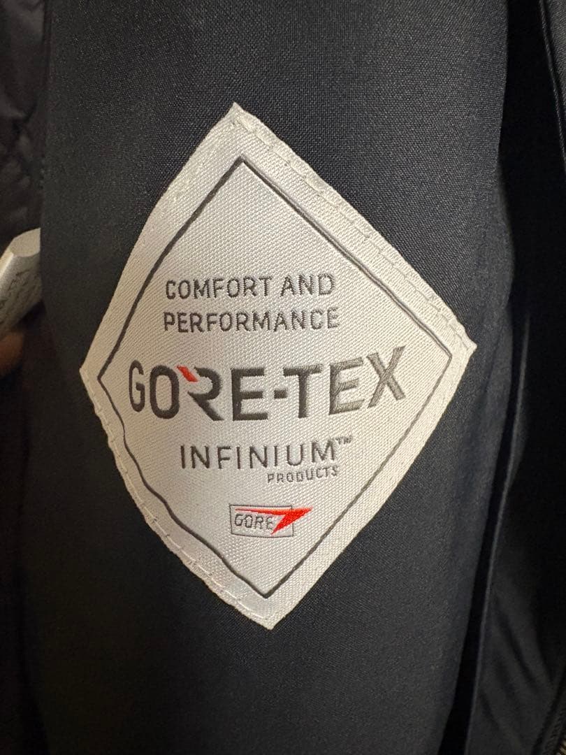 A.P.C.×ミズノ ゴアテックス コート XS