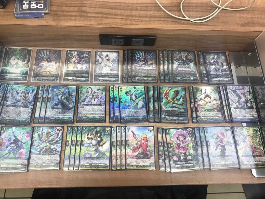 ヴァンガード メイルストローム デッキ 守りの希望を打ち砕き、強大な力で滅びへ誘え ｜ 「カードファイト