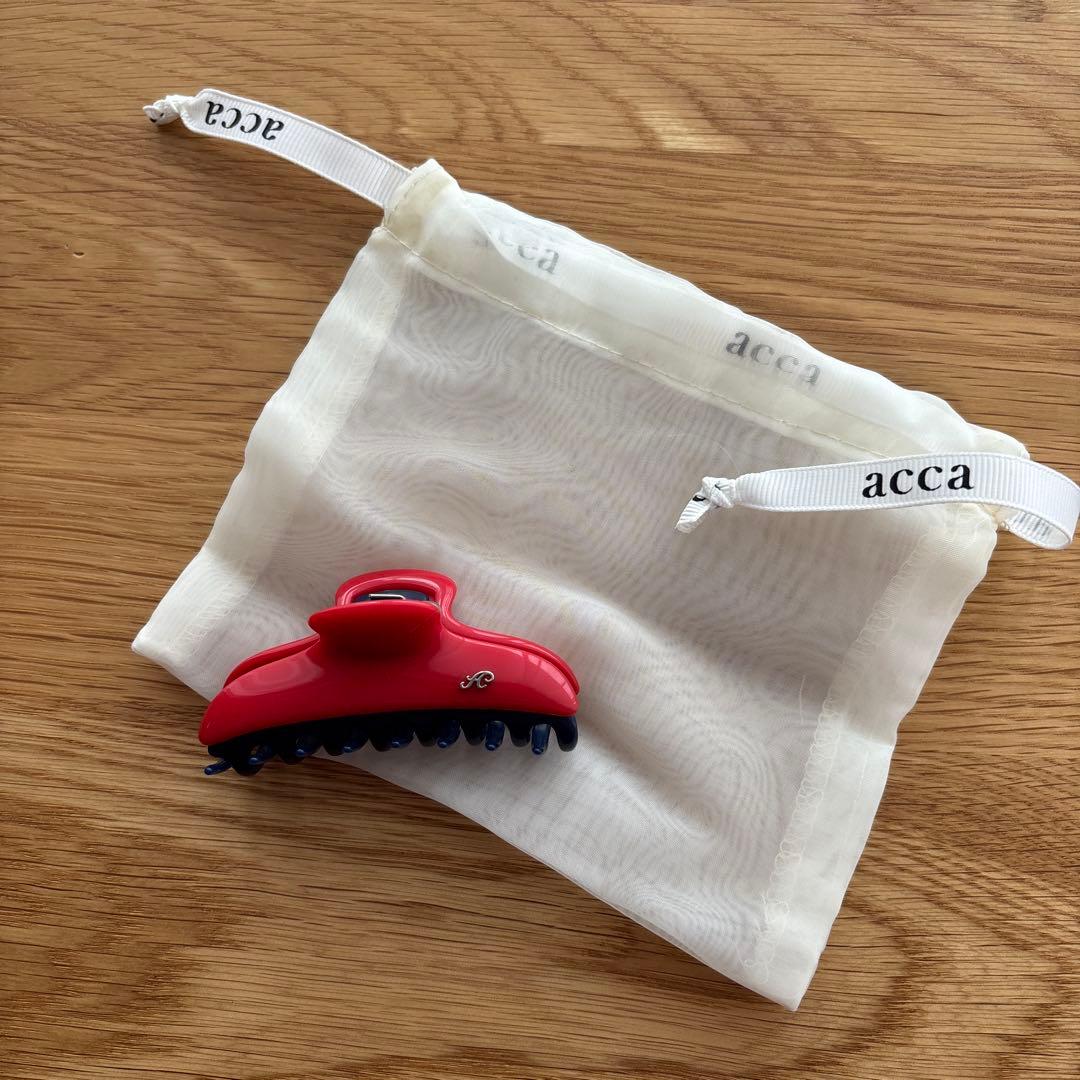 acca ヘアクリップ Mサイズ - メルカリ