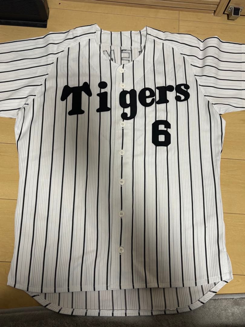 阪神タイガース 金本知憲 ユニフォーム 刺繍 フリーサイズ - メルカリ