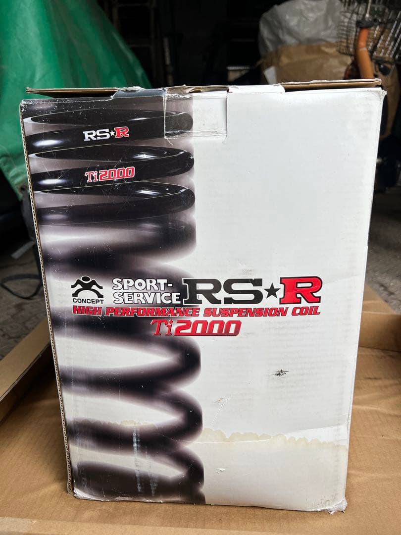 RS⭐︎R GRS211 クラウン Ti2000 ダウンサス 4本 中古 箱付き RS-R_Ti2000 DOWN]GRS211 クラウン_ロイヤルサルーン I-Four(4WD_2500