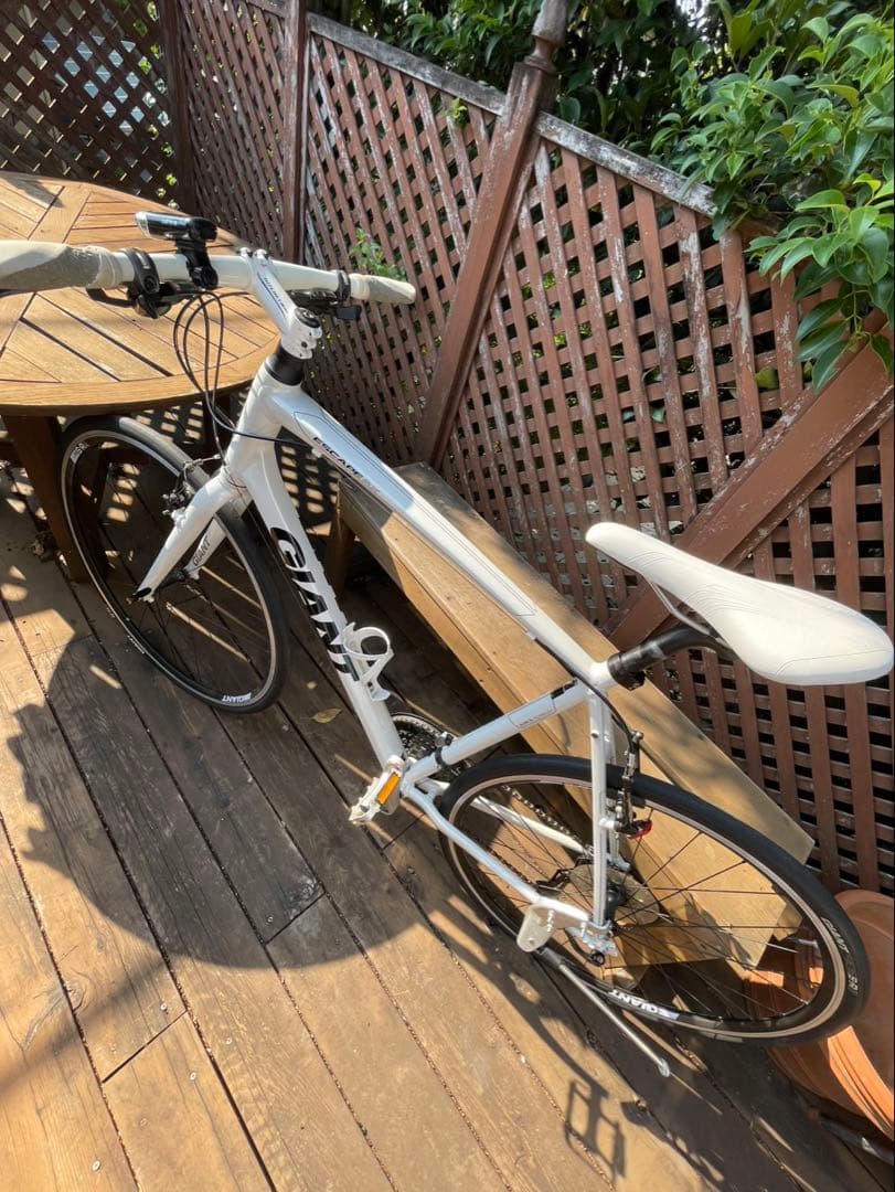 Giant】クロスバイク 自転車※東京都小金井市引取