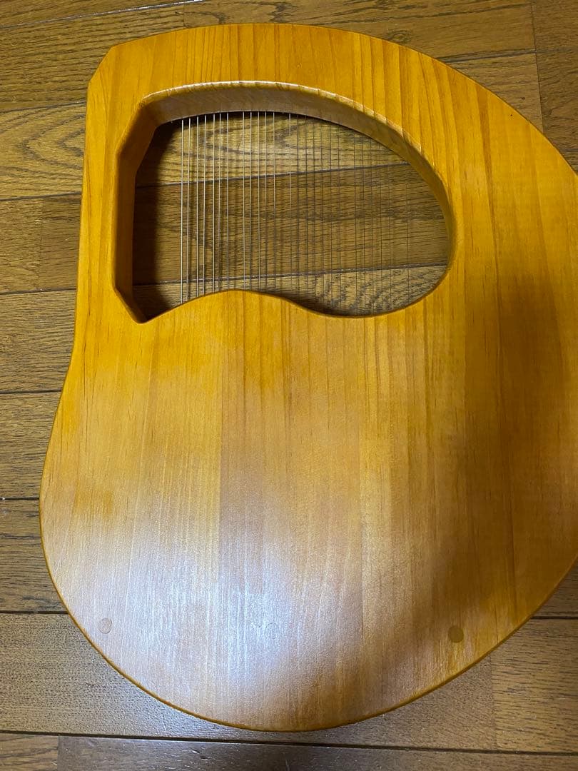 リラ工房 25弦リラ(ライアー)