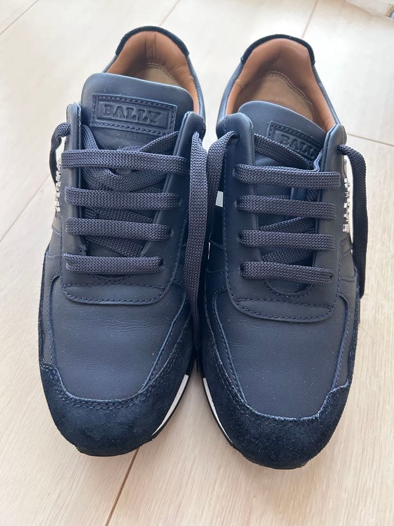 BALLY ネイビー スニーカー 箱保存袋付き - メルカリ