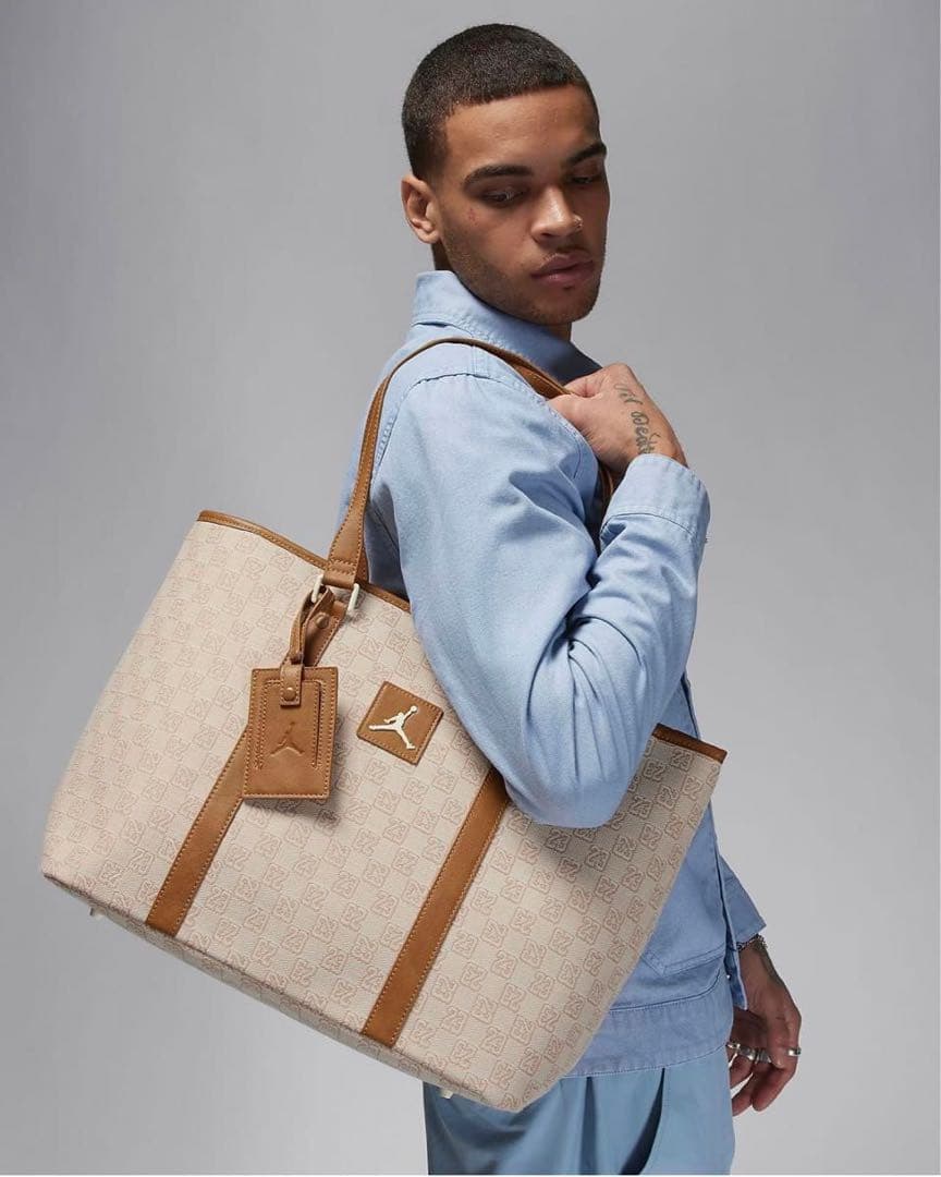 エアジョーダン トートバッグ(32L) ジョーダンモノグラム ジョーダン