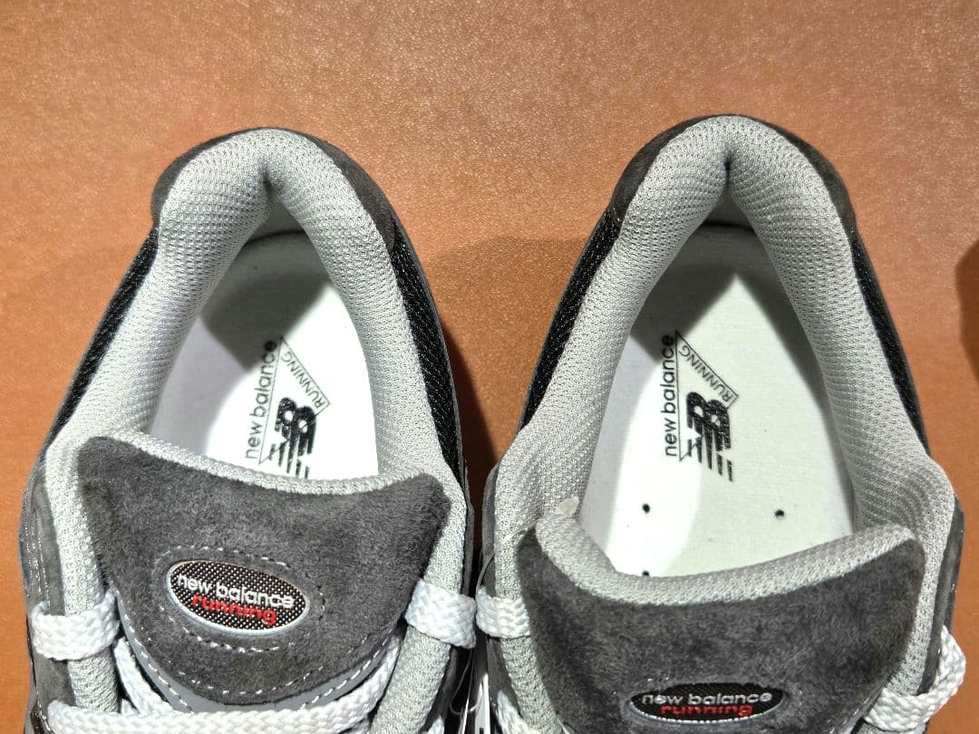 新品　ニューバランス　U2002RA 26.5cm