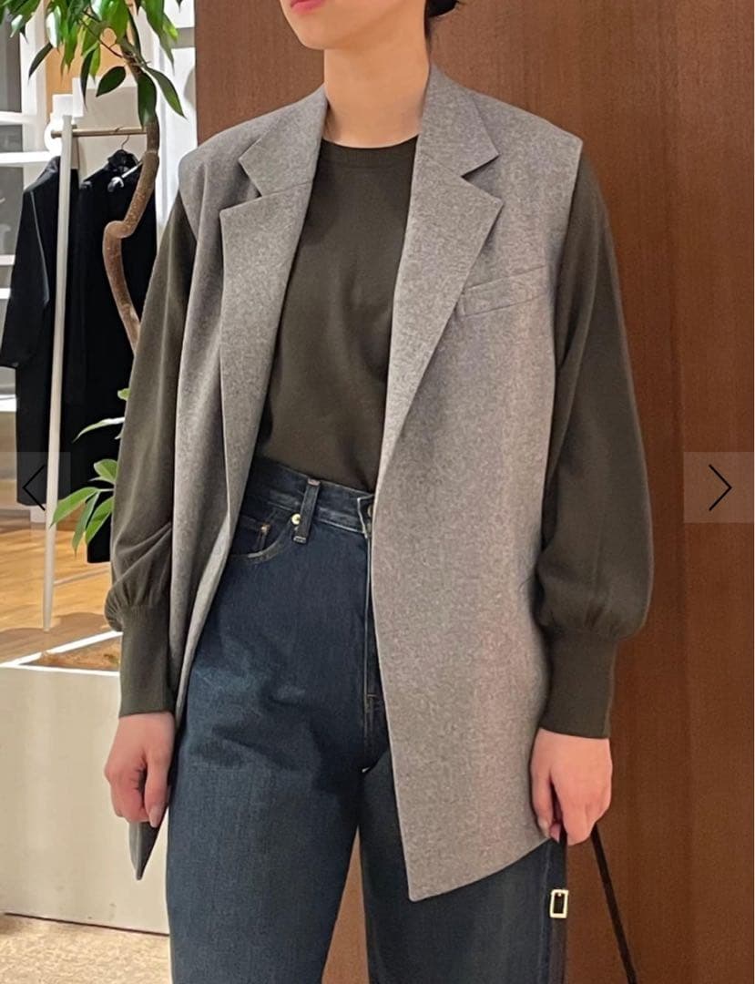 定価99000円 TOMORROWLAND .B ウールフラノ テーラードジレ - メルカリ