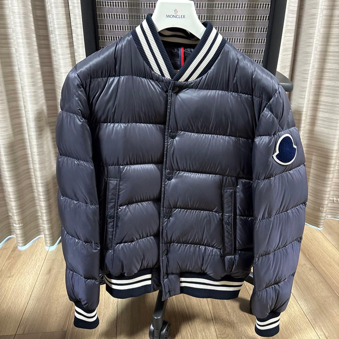 n_estateさま専用 MONCLER ネイビー　ボンバージャケット　サイズ3 n_estateさま専用 MONCLER ネイビー ボンバージャケット サイズ3