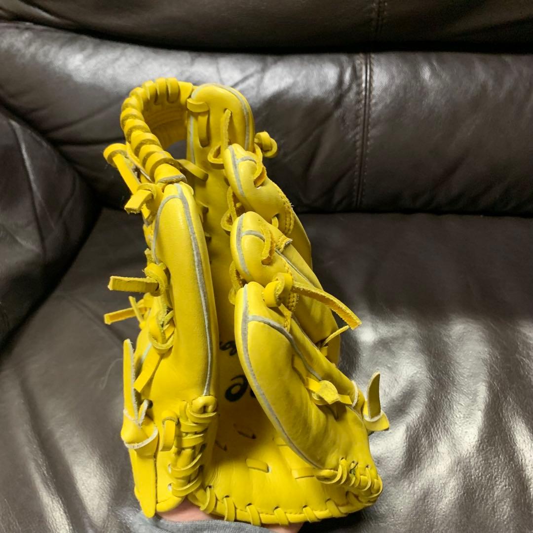 asics イエロー 軟式内野手グローブ プロフェッショナルスタイル 井口