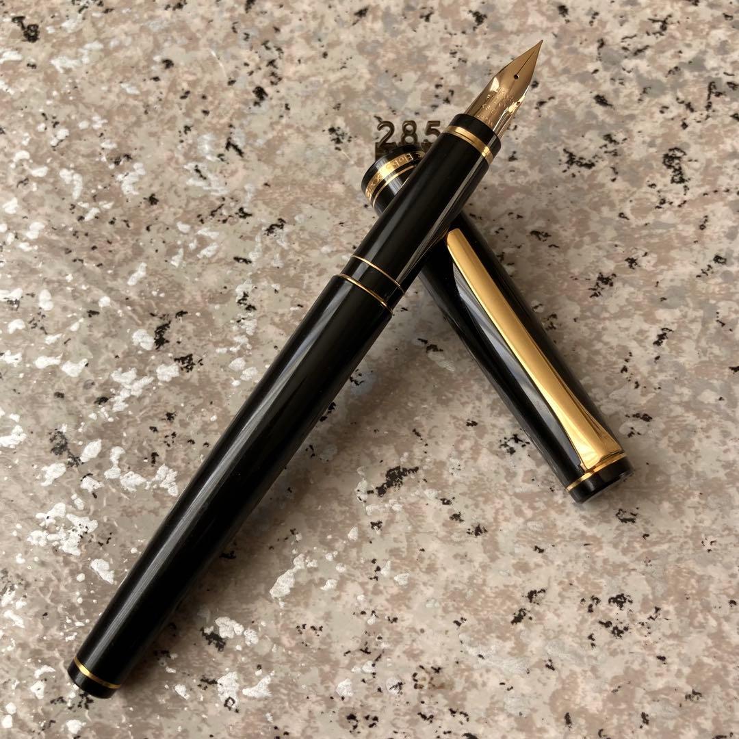 285 オーバーホール済み 万年筆 パイロット PILOT エラボー 14k - メルカリ