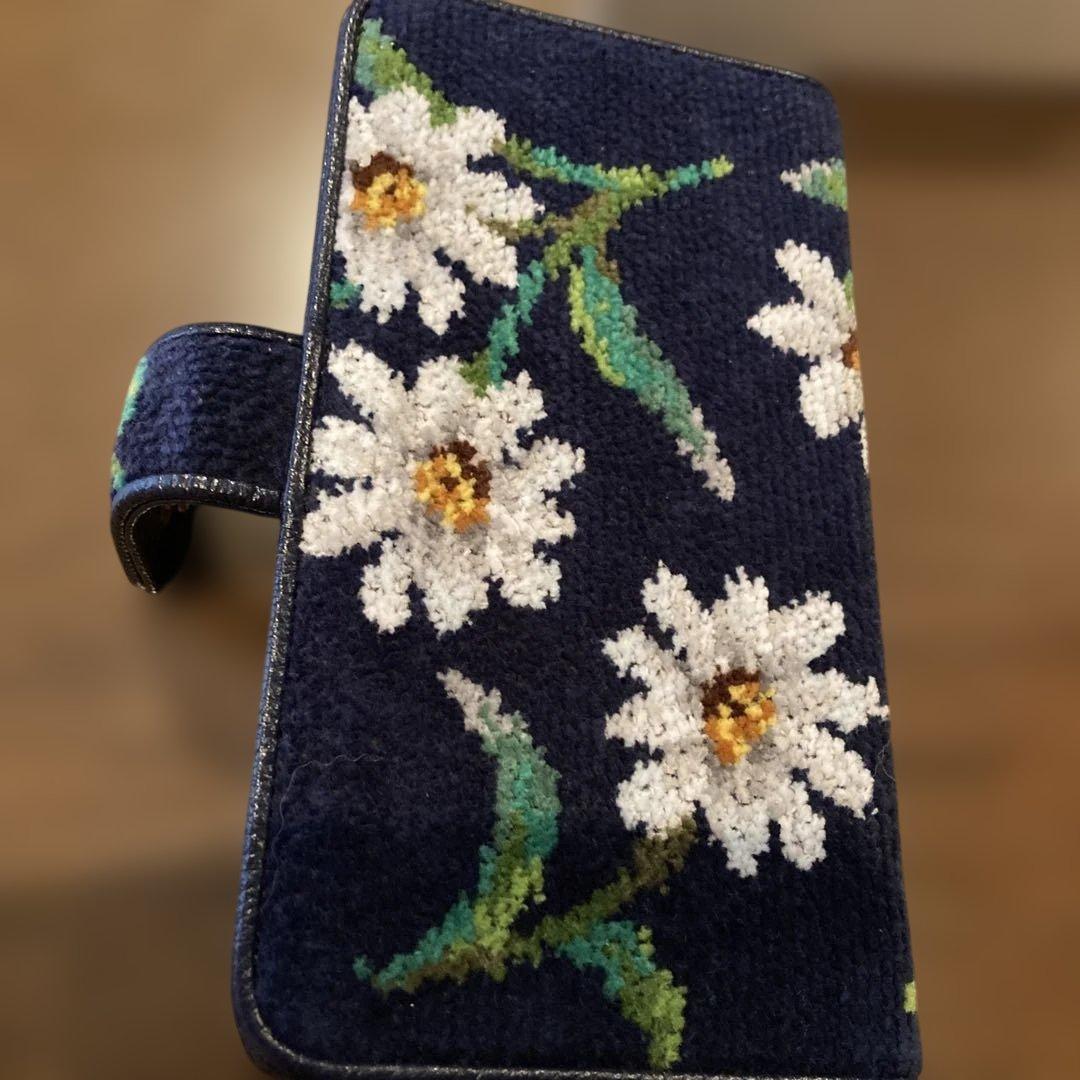 フェイラー花柄手帳型スマホケース ネイビー　専用 レースレディース Lace Ladies 手帳型 花柄 スマホケース （ネイビー